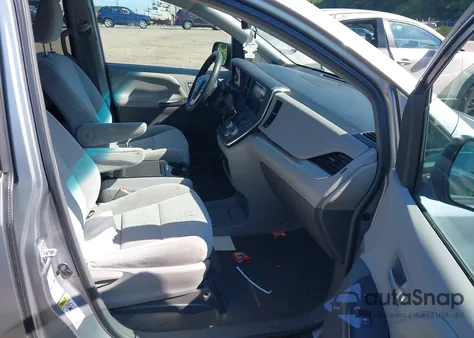 2015 Toyota Sienna Le 7 Passenger из США, поврежденный, VIN 5TDJK3DC4FS099108